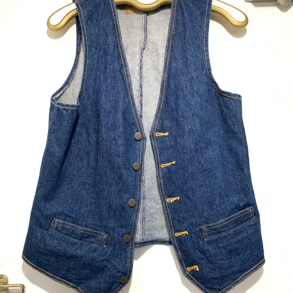 VINTAGE GO WEST MADE IN CANADA DENIM VESTS SIZE MT